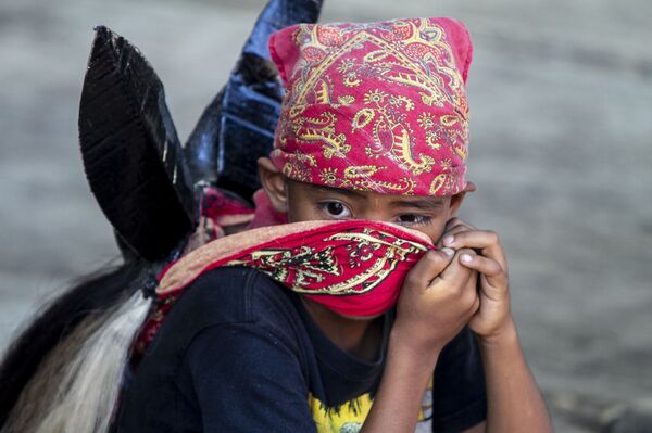 Periodista afromexicano: Nos enfrentan con los indígenas para pelear por el presupuesto - Sputnik Mundo