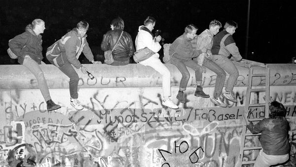 El día que lo cambió todo: se cumplen 30 años de la caída del muro de Berlín

 - Sputnik Mundo