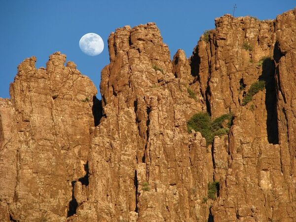 La lucha de las tribus apache en EEUU contra proyecto minero en tierra sagrada - Sputnik Mundo