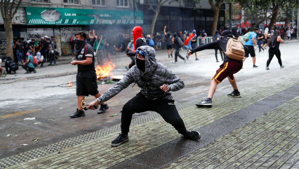 Las protestas en Chile - Sputnik Mundo