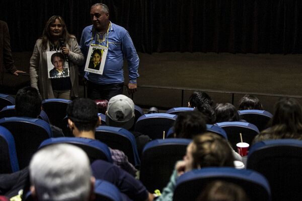 Quince años sin Fanny: el periplo de una familia mexicana buscando a su hija desaparecida Quince años sin Fanny: el periplo de una familia mexicana buscando a su hija desaparecida - Sputnik Mundo