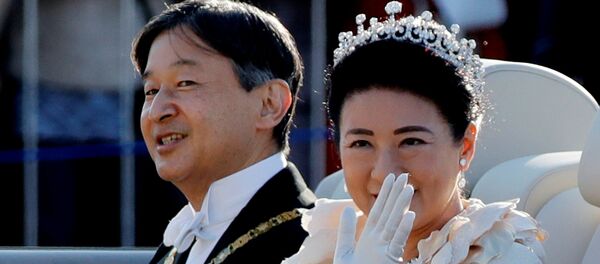 Tokio celebra la ascensión al trono del emperador de Japón con un desfile - Sputnik Mundo