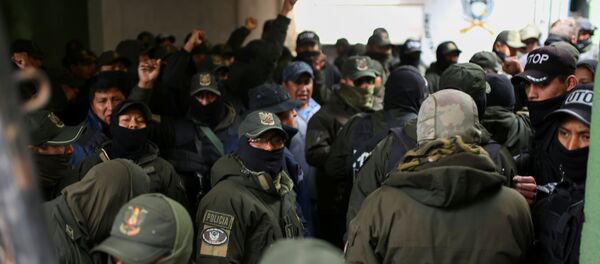 Efectivos de la Policía boliviana tras la renuncia de su comandante general Efectivos de la Policía boliviana tras la renuncia de su comandante general - Sputnik Mundo