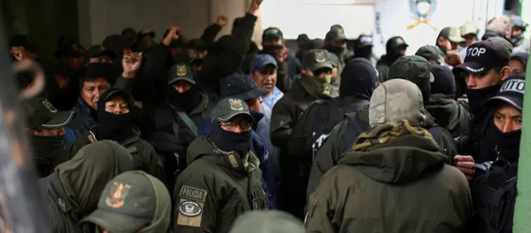 Efectivos de la Policía boliviana tras la renuncia de su comandante general Efectivos de la Policía boliviana tras la renuncia de su comandante general - Sputnik Mundo