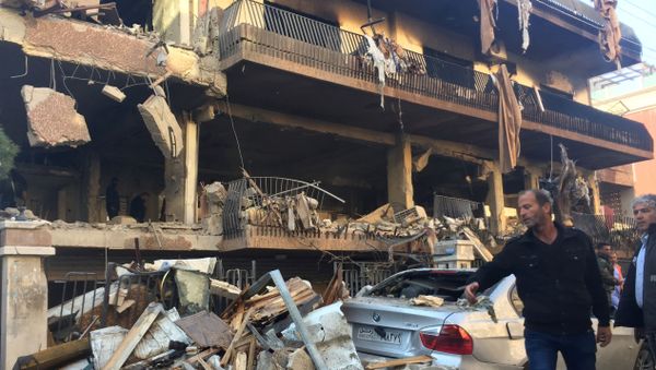 Un edificio destruido en Mezzeh, en el suroeste de Damasco Un edificio destruido en Mezzeh, en el suroeste de Damasco - Sputnik Mundo