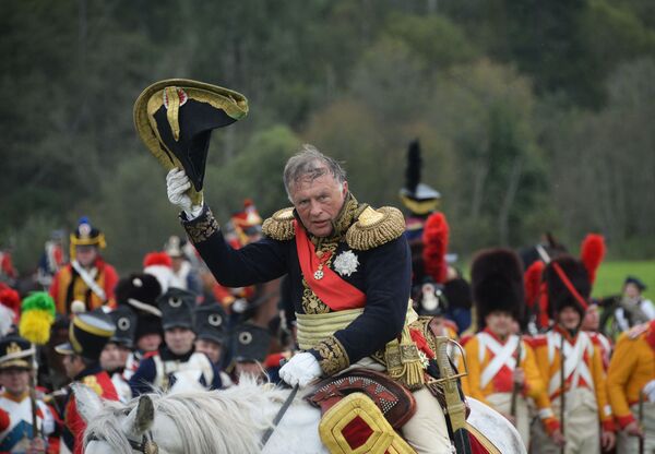 ¿Un asesinato macabro borra el valor científico de una obra? - Sputnik Mundo