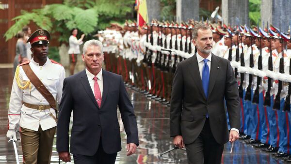 El presidente cubano, Miguel Díaz-Canel, y el rey de España, Felipe VI - Sputnik Mundo