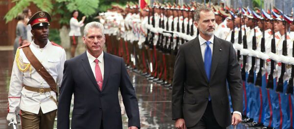 El presidente cubano, Miguel Díaz-Canel, y el rey de España, Felipe VI - Sputnik Mundo