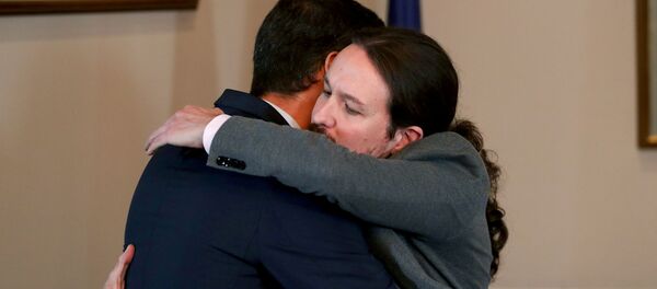 Pedro Sánchez, presidente del Gobierno de España en funciones, y Pablo Iglesias, líder de la coalición izquierdista Unidas Podemos - Sputnik Mundo