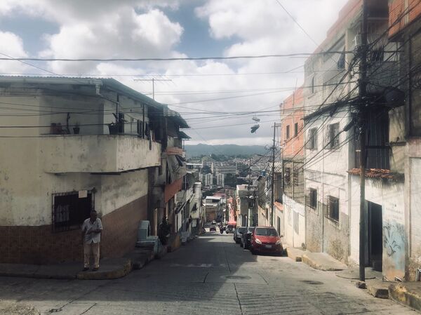 El lugar en Caracas donde llegan los medicamentos imposibles - Sputnik Mundo