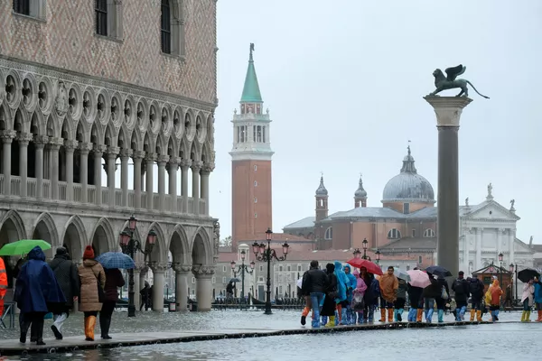 Venecia se hunde, ¿repite la 'perla' de Italia el destino de la Atlántida?
Venecia se hunde, ¿repite la 'perla' de Italia el destino de la Atlántida?
- Sputnik Mundo