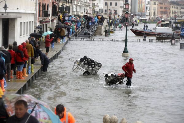 Venecia se hunde, ¿repite la 'perla' de Italia el destino de la Atlántida?
 - Sputnik Mundo