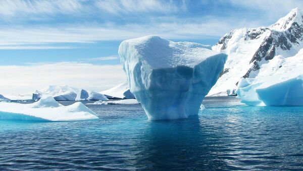 Hielo ártico (imagen referencial) - Sputnik Mundo