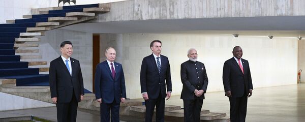 Líderes de los cinco países del grupo BRICS - Sputnik Mundo