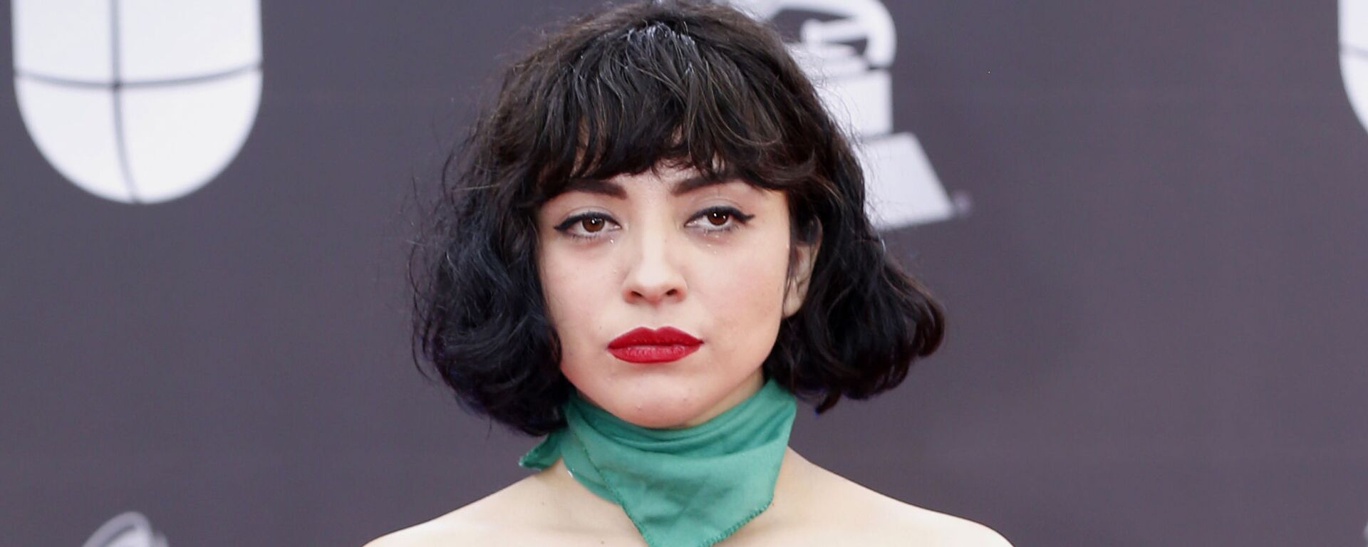 Mon Laferte, cantante chilena en la alfombra roja de los Latin Grammy  - Sputnik Mundo, 1920, 05.01.2023