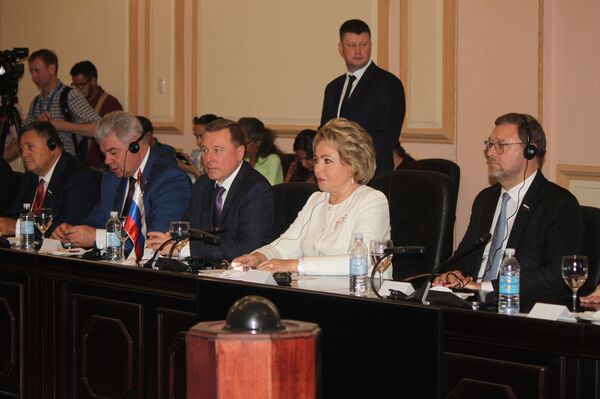 Presidenta del Senado ruso reconoce alto nivel de relaciones entre su país y Cuba - Sputnik Mundo