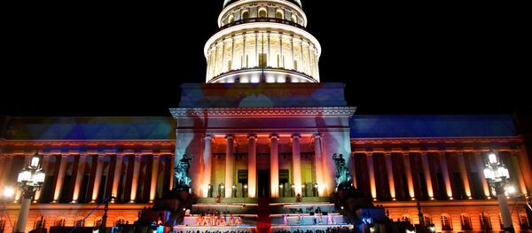 El capitolio de La Habana durante las festividades El capitolio de La Habana durante las festividades - Sputnik Mundo