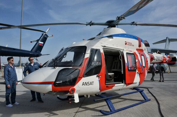 Los mejores momentos del salón aeroespacial internacional Dubai Airshow 2019
 - Sputnik Mundo