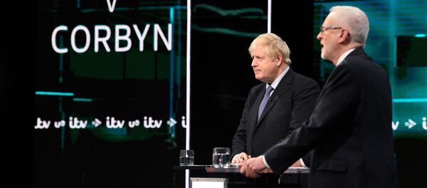 El debate electoral entre Boris Johnson y Jeremy Corbyn El debate electoral entre Boris Johnson y Jeremy Corbyn - Sputnik Mundo
