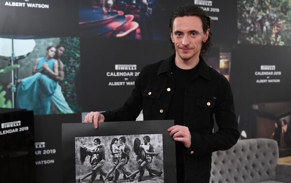 Serguéi Polunin en el calendario Pirelli, Italia - Sputnik Mundo