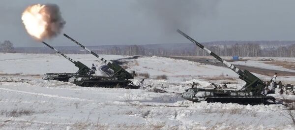 Artillería nuclear: muestran en acción el cañón autopropulsado ruso Malka - Sputnik Mundo