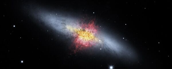 Una galaxia del Universo (imagen referencial) - Sputnik Mundo