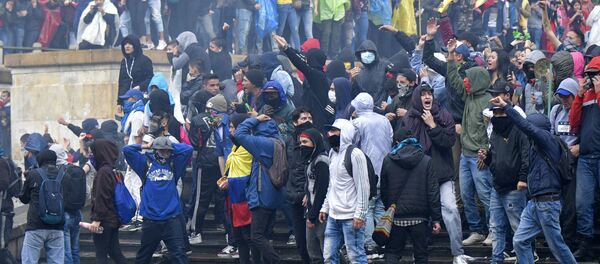 Protestas en Bogotá, Colombia - Sputnik Mundo