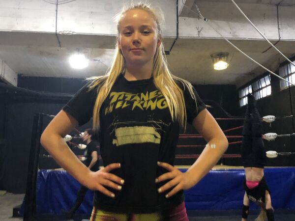 La lucha libre renace en Argentina y su nueva generación es titánica en el ring - Sputnik Mundo