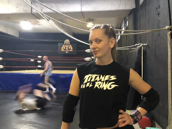 La lucha libre renace en Argentina y su nueva generación es titánica en el ring La lucha libre renace en Argentina y su nueva generación es titánica en el ring - Sputnik Mundo