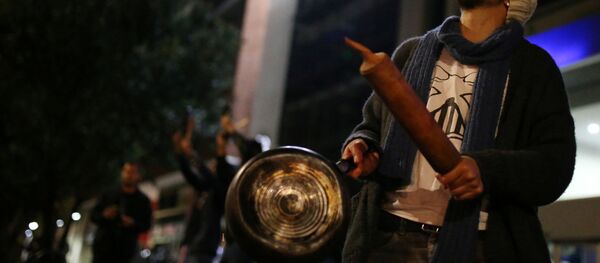 Cacerolazo en Bogotá, Colombia - Sputnik Mundo