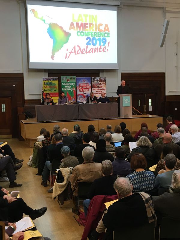La izquierda política y social británica se solidariza con Latinoamérica La izquierda política y social británica se solidariza con Latinoamérica - Sputnik Mundo