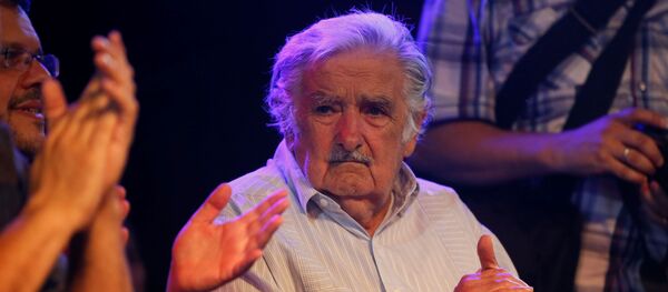 El expresidente de Uruguay José Mujica - Sputnik Mundo