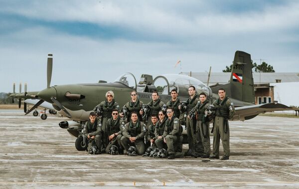 Los aviones de combate de una de las primeras pilotas de guerra de América Latina - Sputnik Mundo