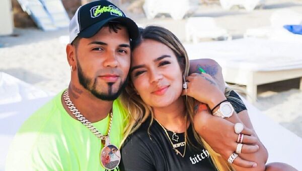 La pareja de cantantes Anuel y Karol G - Sputnik Mundo