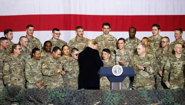 El presidente de EEUU, Donald Trump en Afganistán - Sputnik Mundo