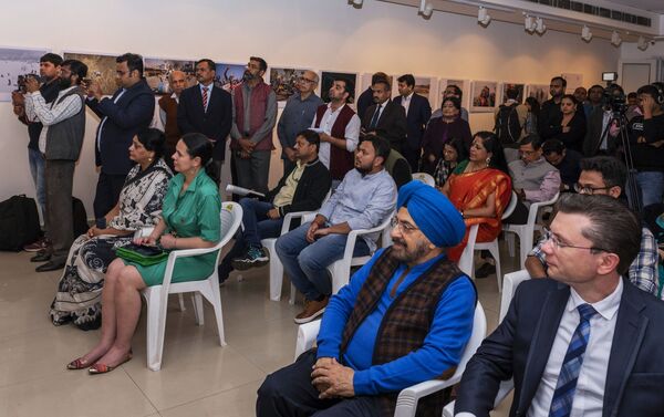 La exposición de fotos de ganadores del concurso Andréi Stenin 2019 en Nueva Delhi La exposición de fotos de ganadores del concurso Andréi Stenin 2019 en Nueva Delhi - Sputnik Mundo