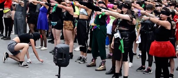 Intervención fuera del Palacio de Tribunales de Santiago, Chile - Sputnik Mundo