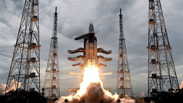 Lanzamiento de la misión lunar india Chandrayaan 2 (archivo) - Sputnik Mundo