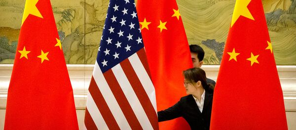 Banderas de China y EEUU - Sputnik Mundo