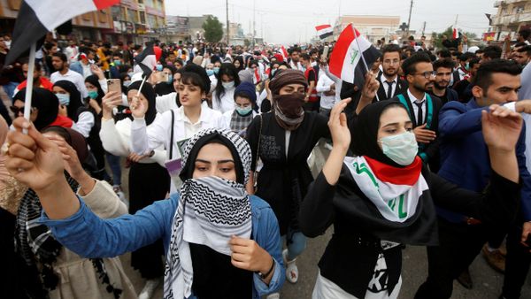 Protestas antigubernamentales en Irak Protestas antigubernamentales en Irak - Sputnik Mundo