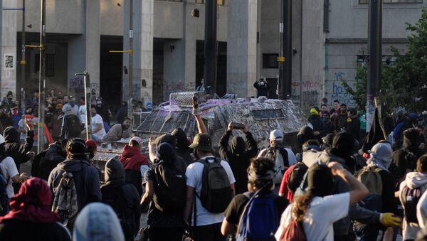 Protestas en Concepción, Chile - Sputnik Mundo