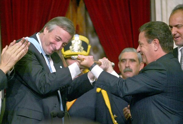 El traspaso de mando en Argentina: de la batalla judicial a una cena conciliadora - Sputnik Mundo