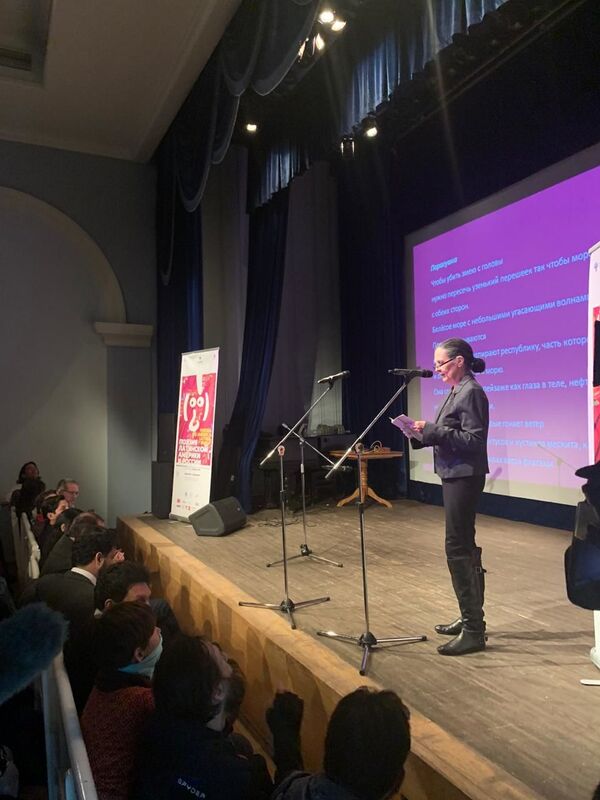 Escritores latinoamericanos descubren en Moscú la poesía contemporánea rusa - Sputnik Mundo