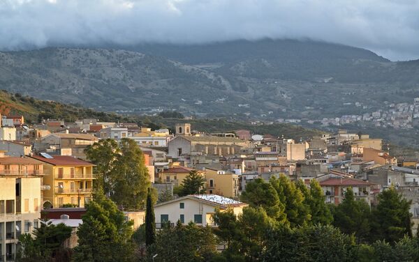 Ciudad de Bivona, Italia - Panorámica - Sputnik Mundo