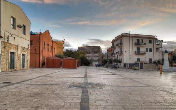 Casas a 1 euro en Bivona, Italia Casas a 1 euro en Bivona, Italia - Sputnik Mundo