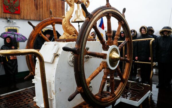 Timón del velero ruso Sedov - Sputnik Mundo