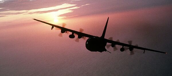 Un avión Hercules AC-130  - Sputnik Mundo
