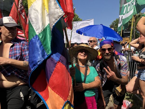 Volvimos y vamos a ser mejores, el mensaje de Alberto y Cristina al pueblo argentino - Sputnik Mundo