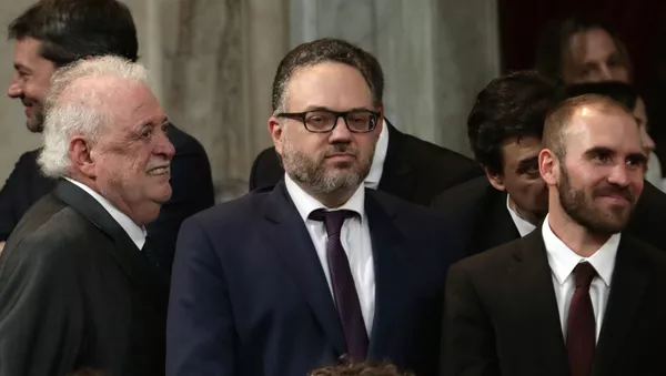 El ministro de Economía de Argentina, Martín Guzmán, junto al ministro de Desarrollo Productivo, Matías Kulfas