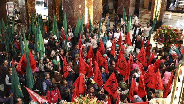 Manifestación de protesta en el Museo del Palacio de Bellas Artes  - Sputnik Mundo